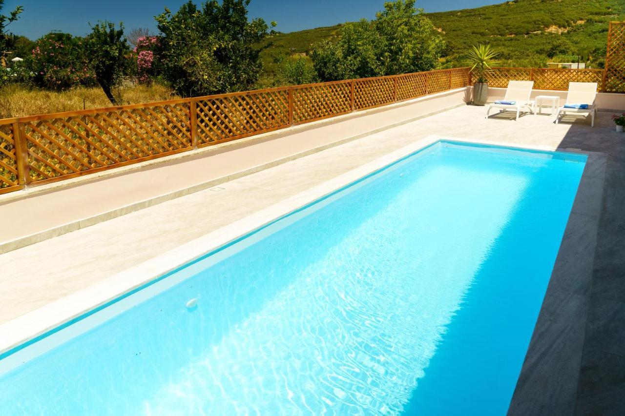 Arch Houses - Sharing Pool Spilia  Екстер'єр фото