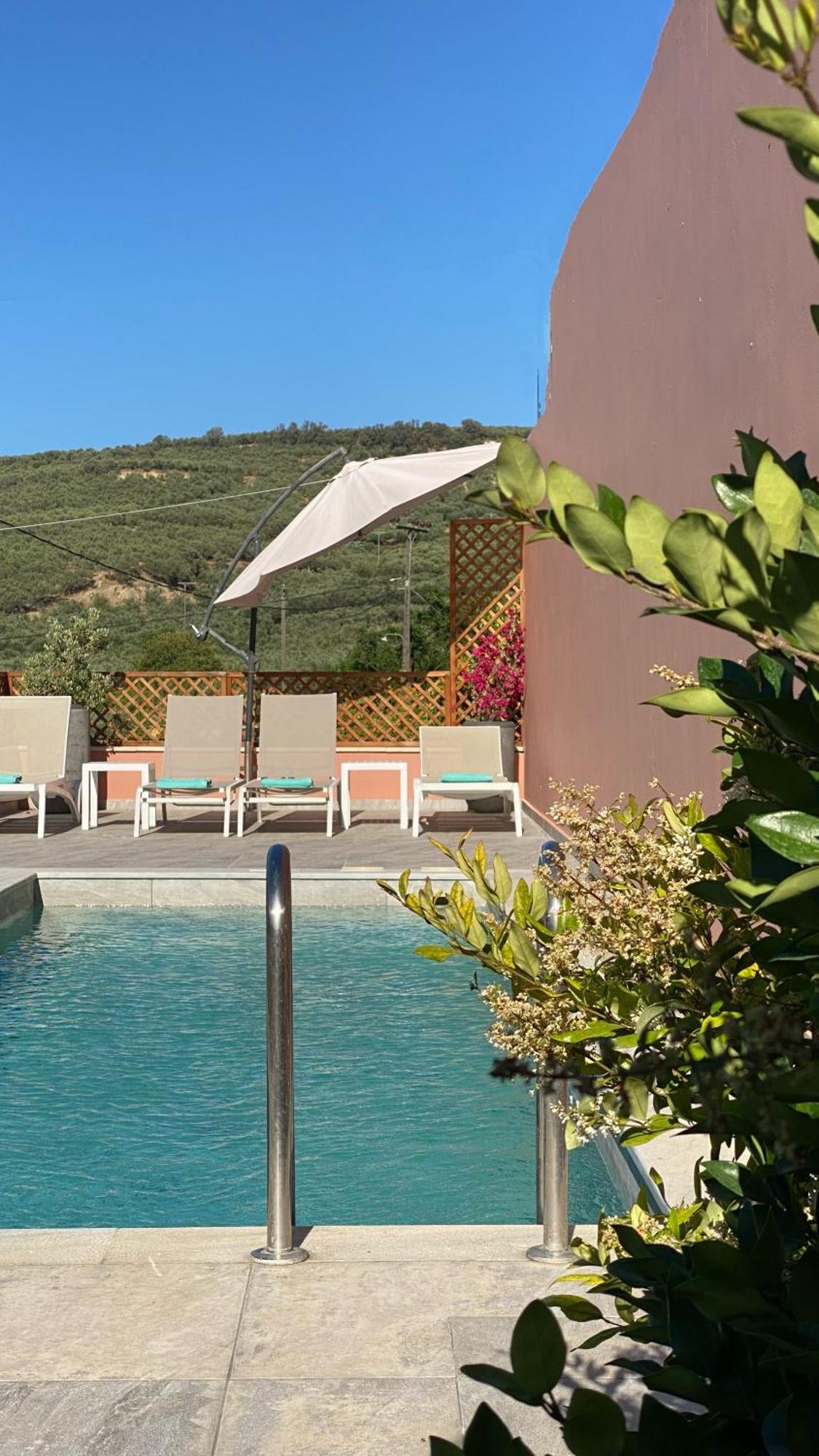Arch Houses - Sharing Pool Spilia  Екстер'єр фото